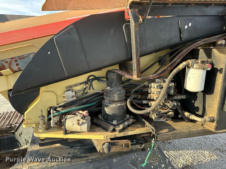 image for item DL4366 2006 JLG 600SC boom lift