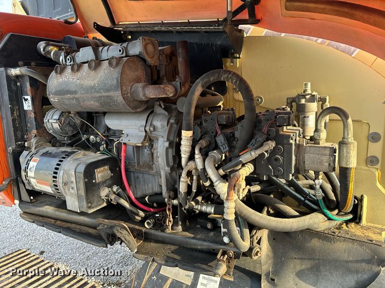 image for item DL4366 2006 JLG 600SC boom lift