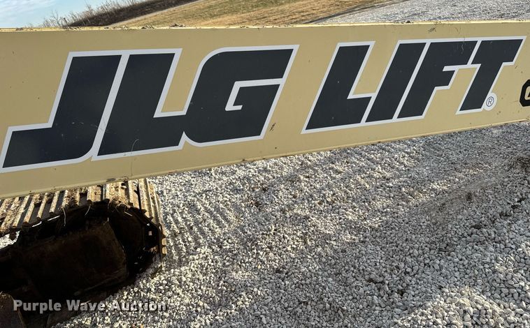 image for item DL4367 2002 JLG 660SJC boom lift