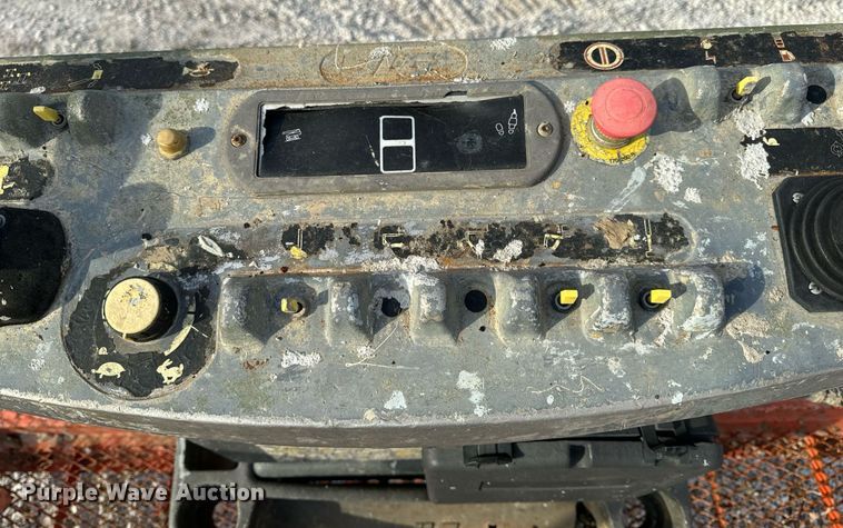 image for item DL4367 2002 JLG 660SJC boom lift