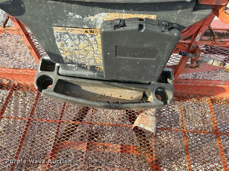 image for item DL4367 2002 JLG 660SJC boom lift