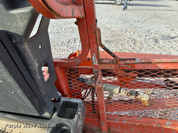 image for item DL4367 2002 JLG 660SJC boom lift