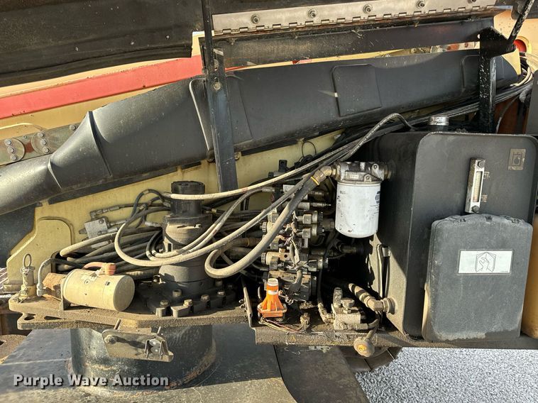 image for item DL4367 2002 JLG 660SJC boom lift