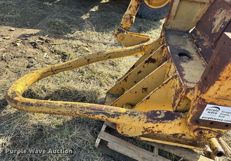 image for item DL4369 Caterpillar push block 