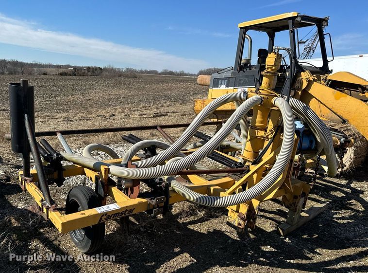 image for item DL4371 Farmstar 7000 manure injector