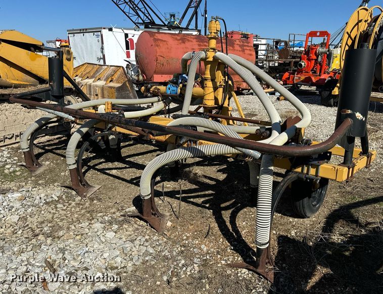 image for item DL4371 Farmstar 7000 manure injector