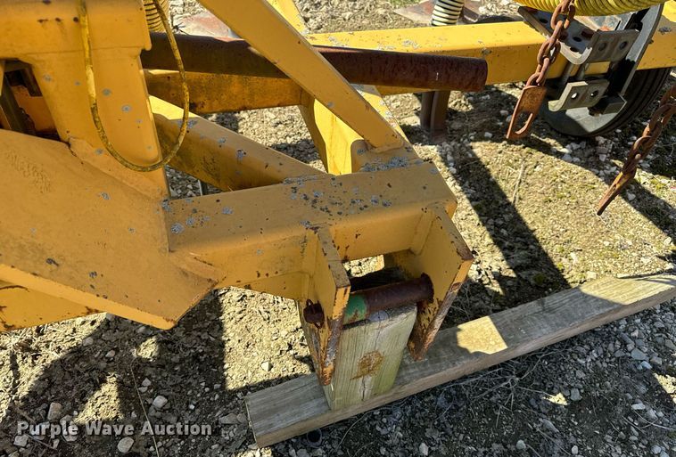 image for item DL4371 Farmstar 7000 manure injector