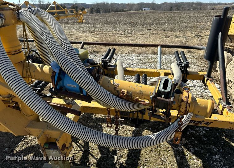 image for item DL4371 Farmstar 7000 manure injector