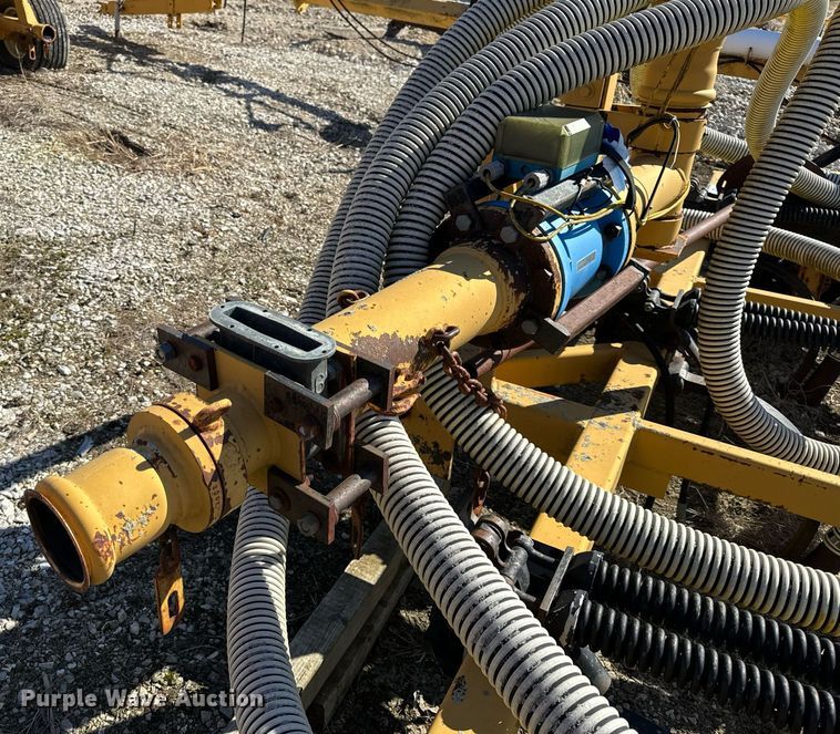 image for item DL4371 Farmstar 7000 manure injector