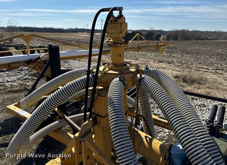 image for item DL4371 Farmstar 7000 manure injector