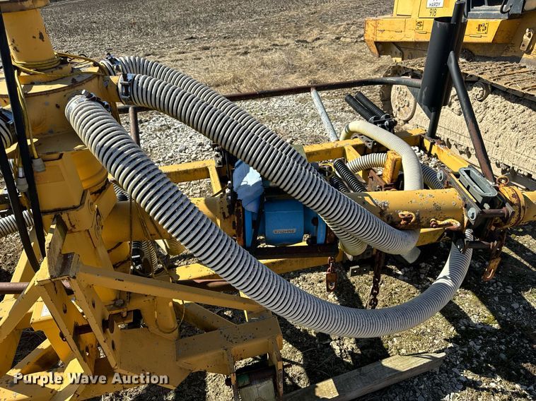 image for item DL4371 Farmstar 7000 manure injector