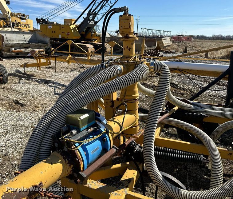 image for item DL4371 Farmstar 7000 manure injector