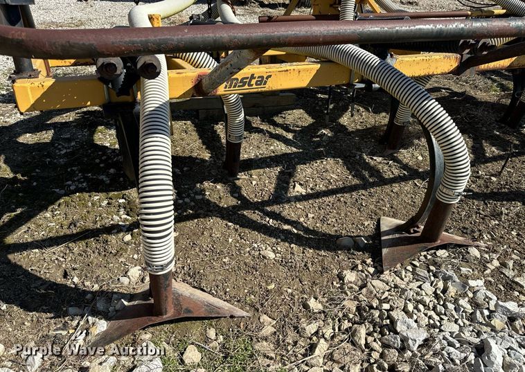 image for item DL4371 Farmstar 7000 manure injector