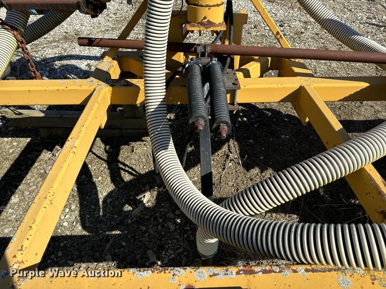 image for item DL4371 Farmstar 7000 manure injector