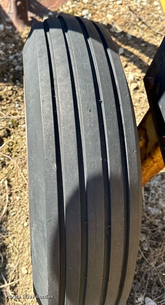 image for item DL4371 Farmstar 7000 manure injector