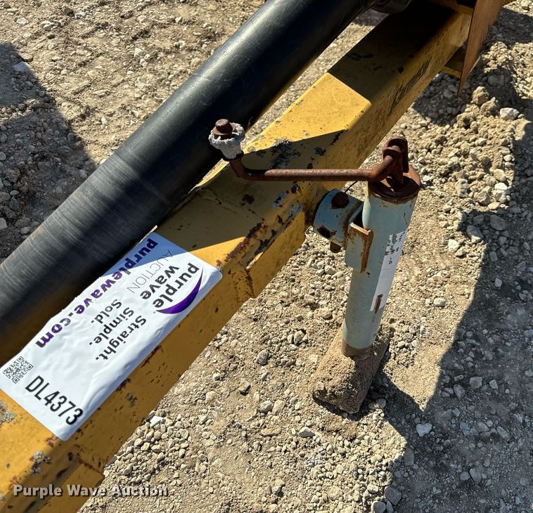 image for item DL4373 Farmstar  2400 pump