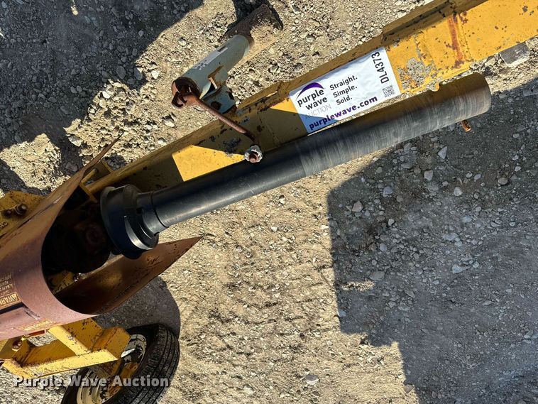 image for item DL4373 Farmstar  2400 pump