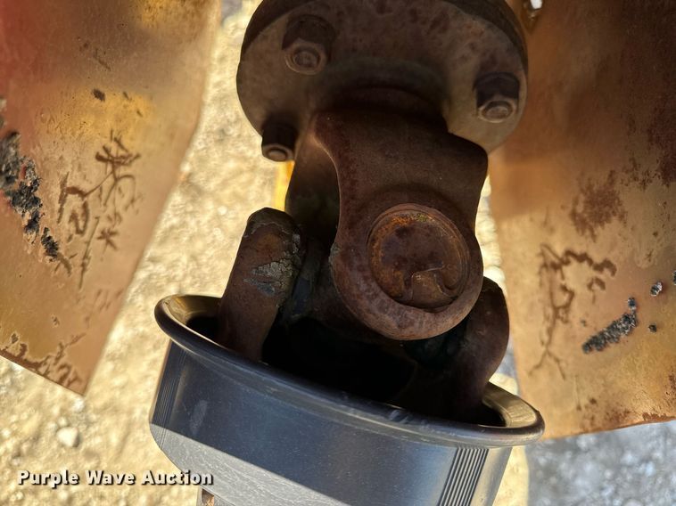 image for item DL4373 Farmstar  2400 pump