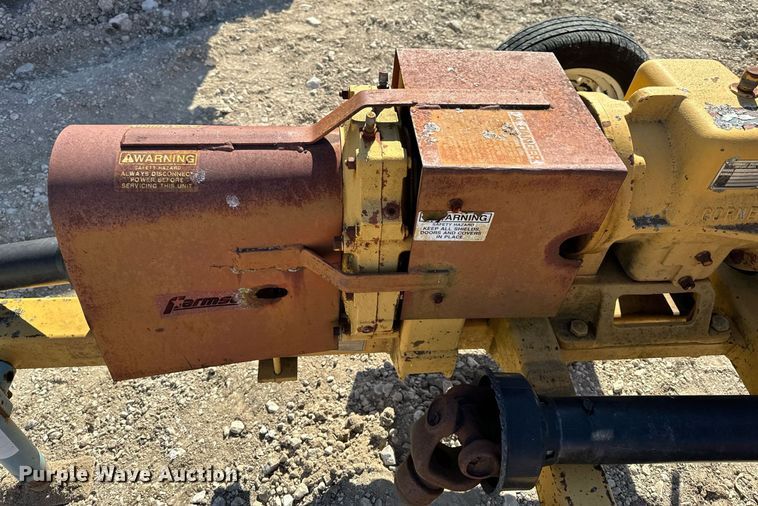 image for item DL4373 Farmstar  2400 pump