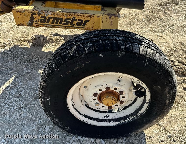 image for item DL4373 Farmstar  2400 pump