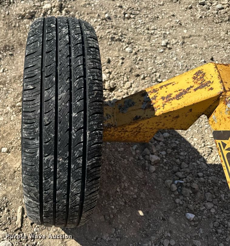 image for item DL4373 Farmstar  2400 pump