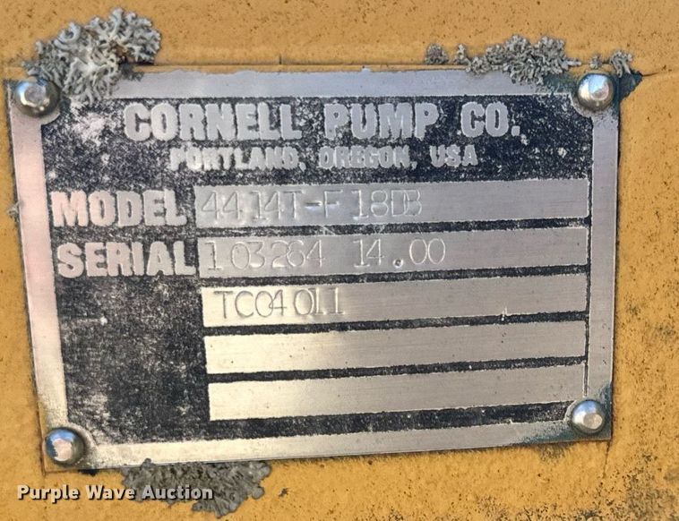 image for item DL4373 Farmstar  2400 pump