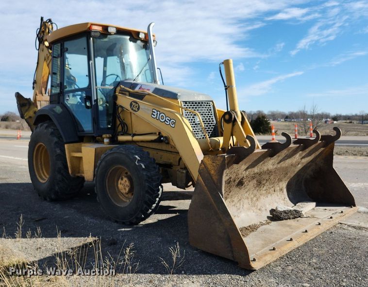 image for item DL4374 2005 John Deere 310SG backhoe