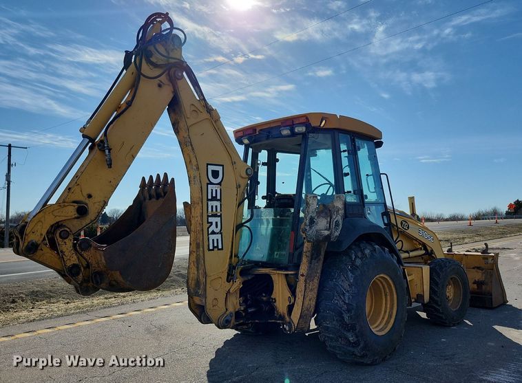 image for item DL4374 2005 John Deere 310SG backhoe