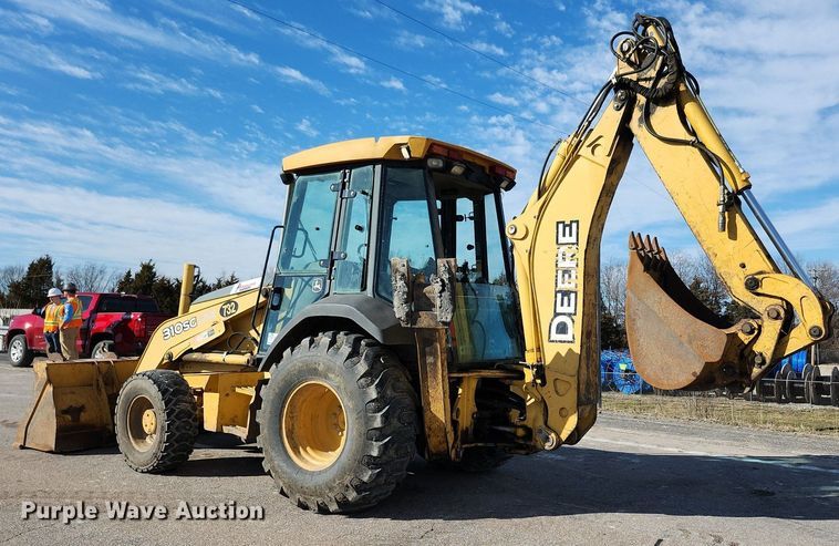 image for item DL4374 2005 John Deere 310SG backhoe