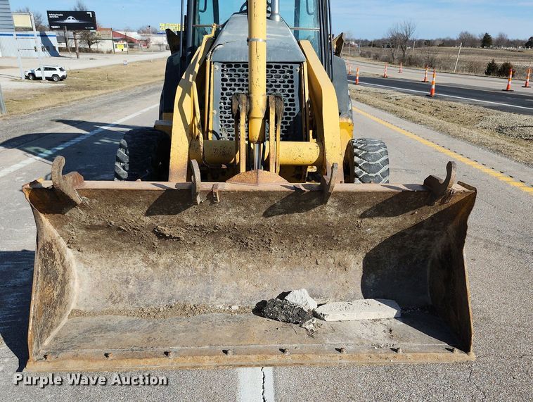 image for item DL4374 2005 John Deere 310SG backhoe
