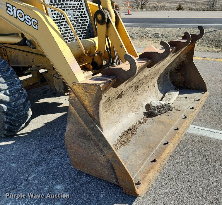 image for item DL4374 2005 John Deere 310SG backhoe