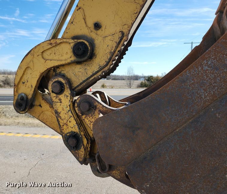 image for item DL4374 2005 John Deere 310SG backhoe