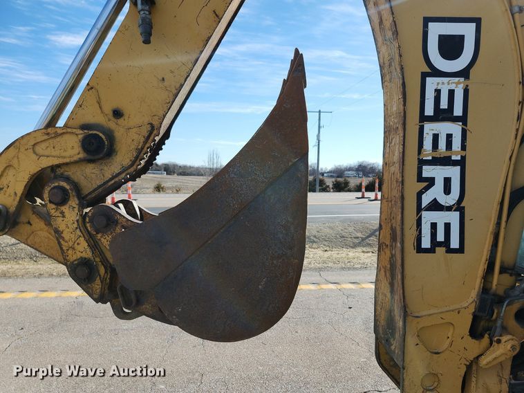 image for item DL4374 2005 John Deere 310SG backhoe