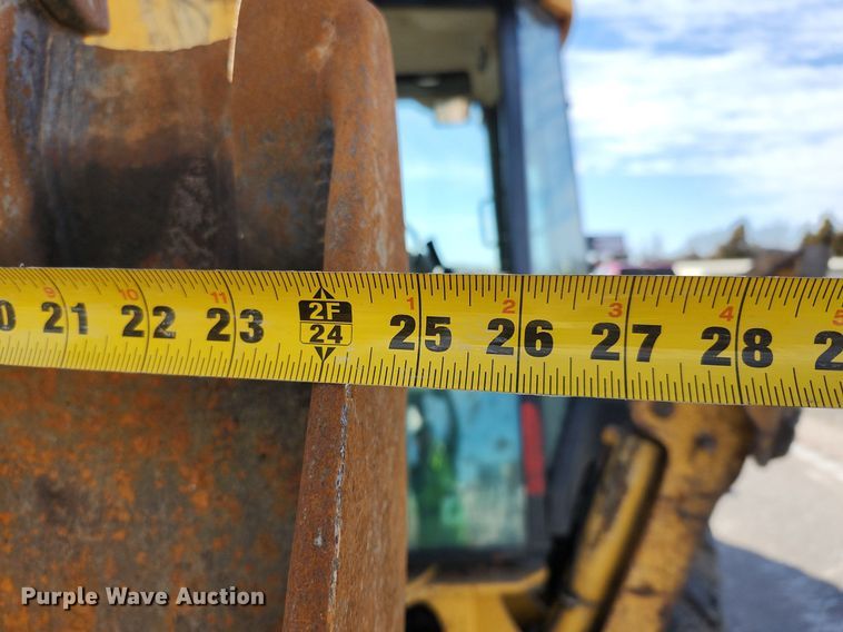 image for item DL4374 2005 John Deere 310SG backhoe