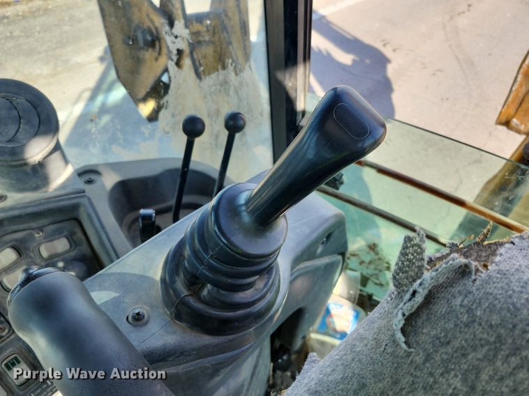 image for item DL4374 2005 John Deere 310SG backhoe