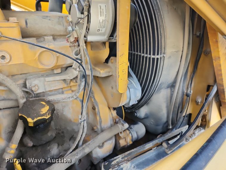 image for item DL4374 2005 John Deere 310SG backhoe