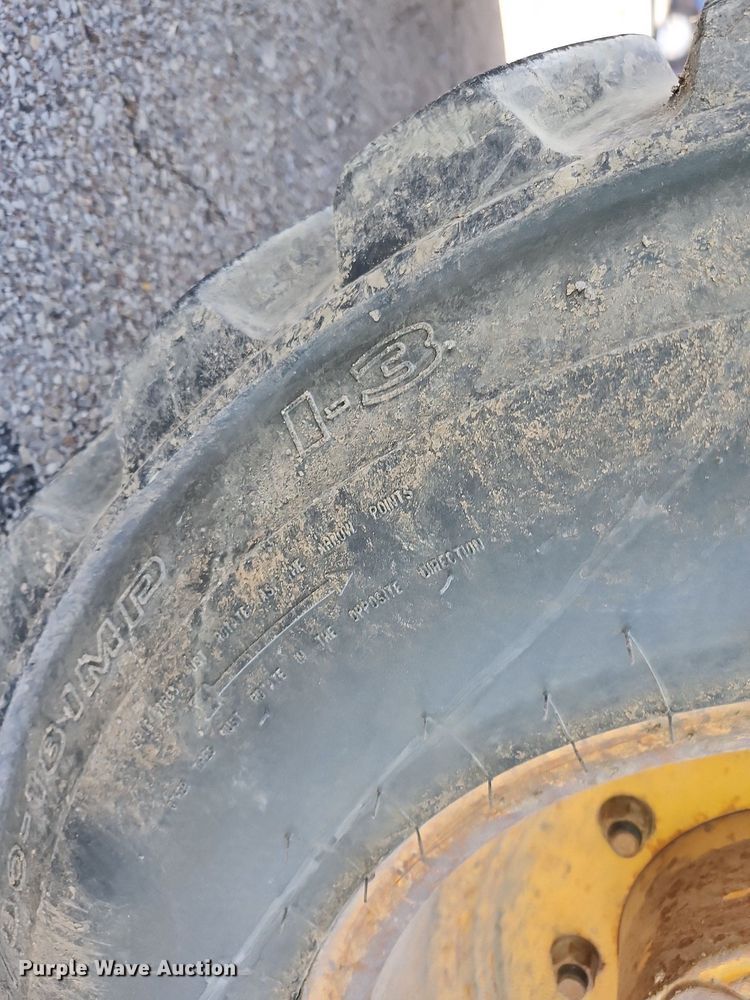 image for item DL4374 2005 John Deere 310SG backhoe