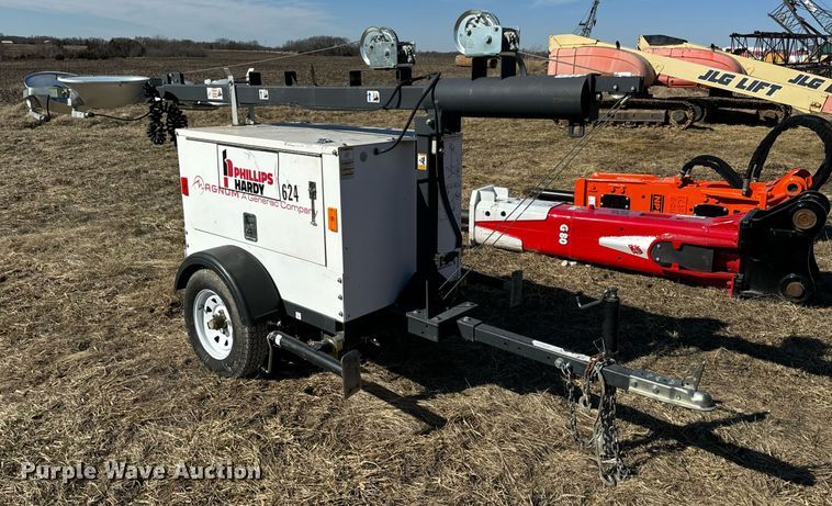 image for item DL4375 2016 Magnum MLT3060K-01 light plant