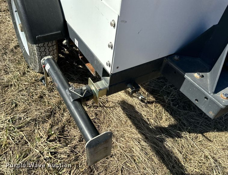 image for item DL4375 2016 Magnum MLT3060K-01 light plant