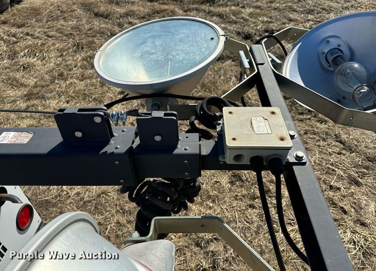 image for item DL4375 2016 Magnum MLT3060K-01 light plant