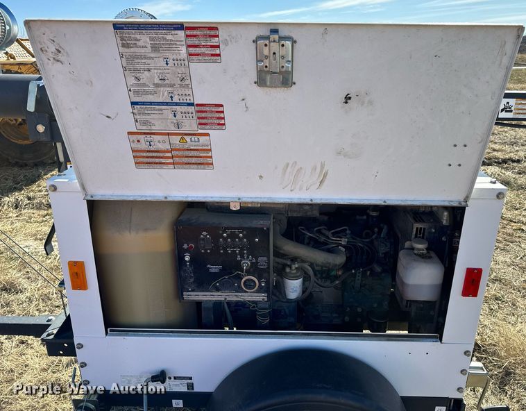 image for item DL4375 2016 Magnum MLT3060K-01 light plant