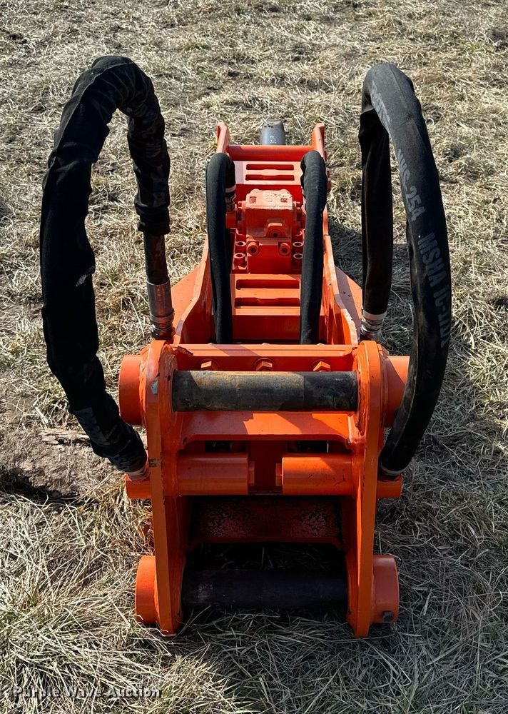 image for item DL4377 NPK E210A breaker