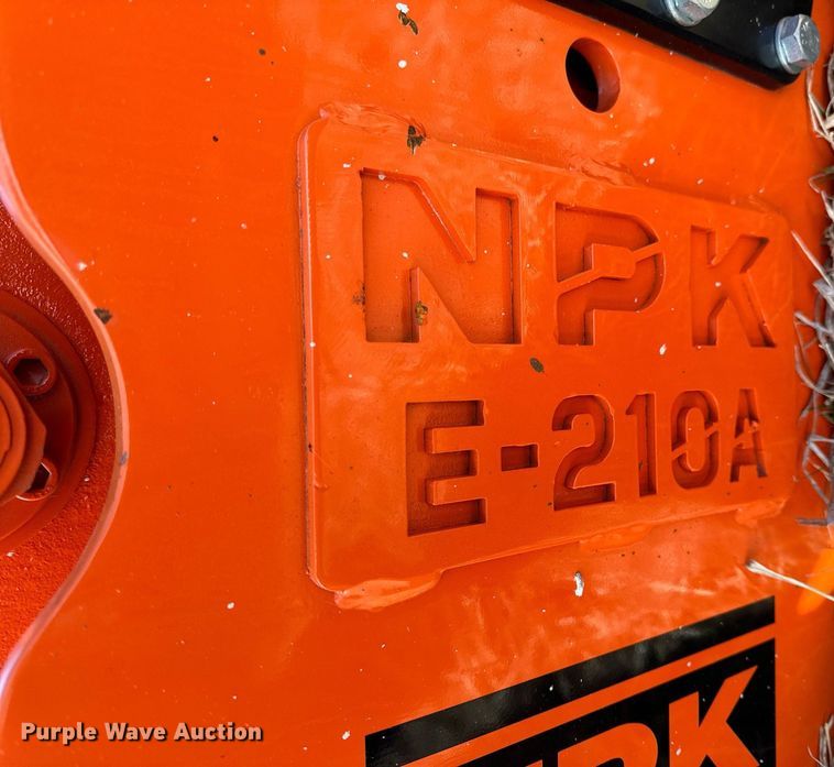 image for item DL4377 NPK E210A breaker