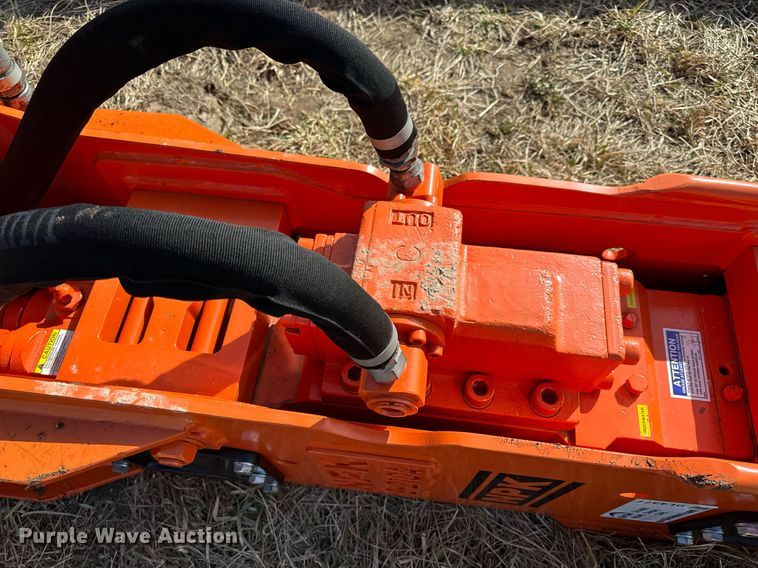 image for item DL4377 NPK E210A breaker