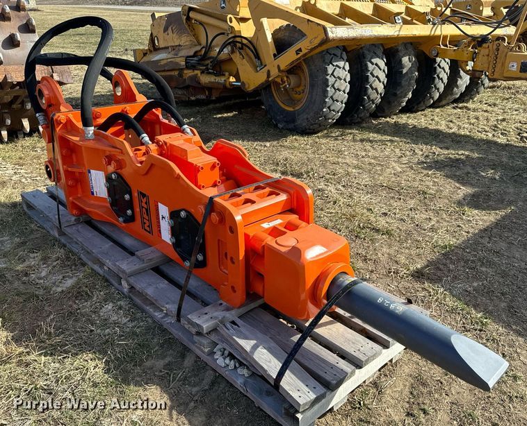 image for item DL4378 NPK 16X breaker