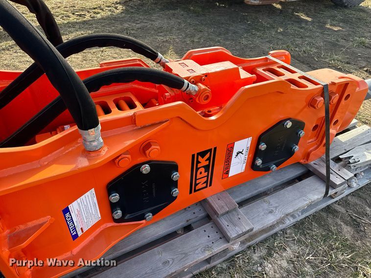 image for item DL4378 NPK 16X breaker