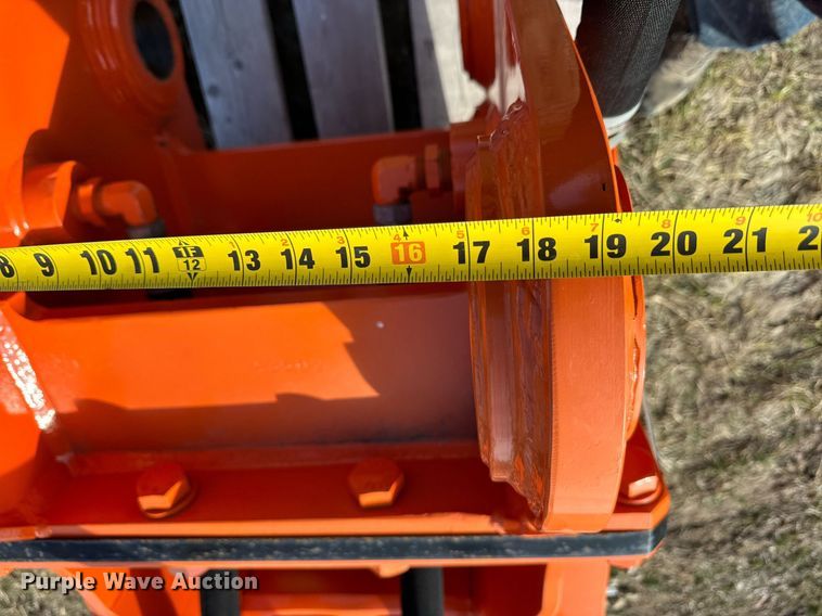 image for item DL4378 NPK 16X breaker