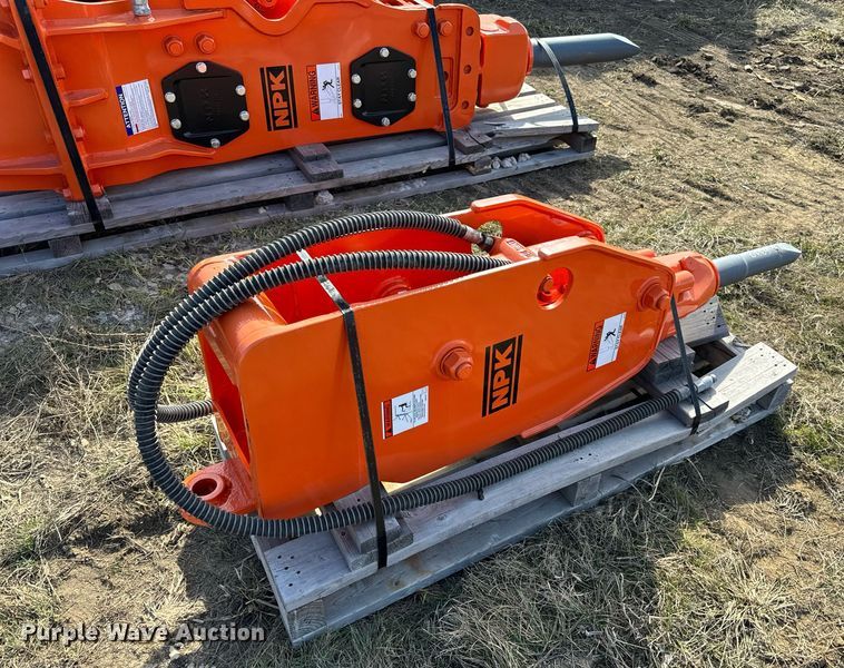 image for item DL4379 NPK H-4X breaker