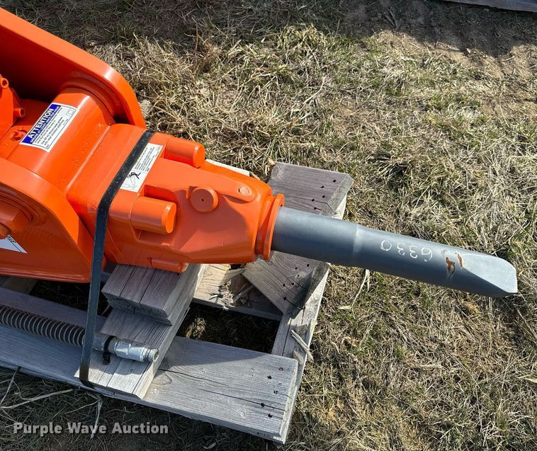 image for item DL4379 NPK H-4X breaker