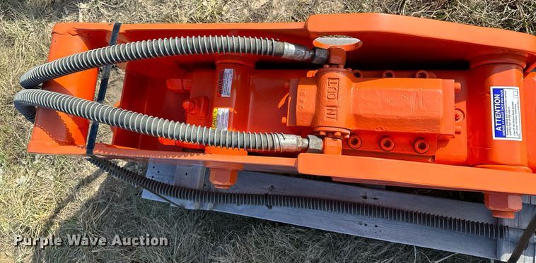 image for item DL4379 NPK H-4X breaker